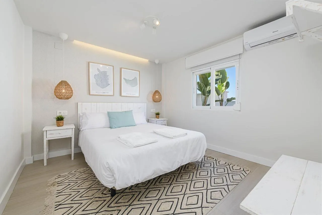 Wintowinrentals Exclusivo Atico Cerca De La Playa. Malaga Apartment